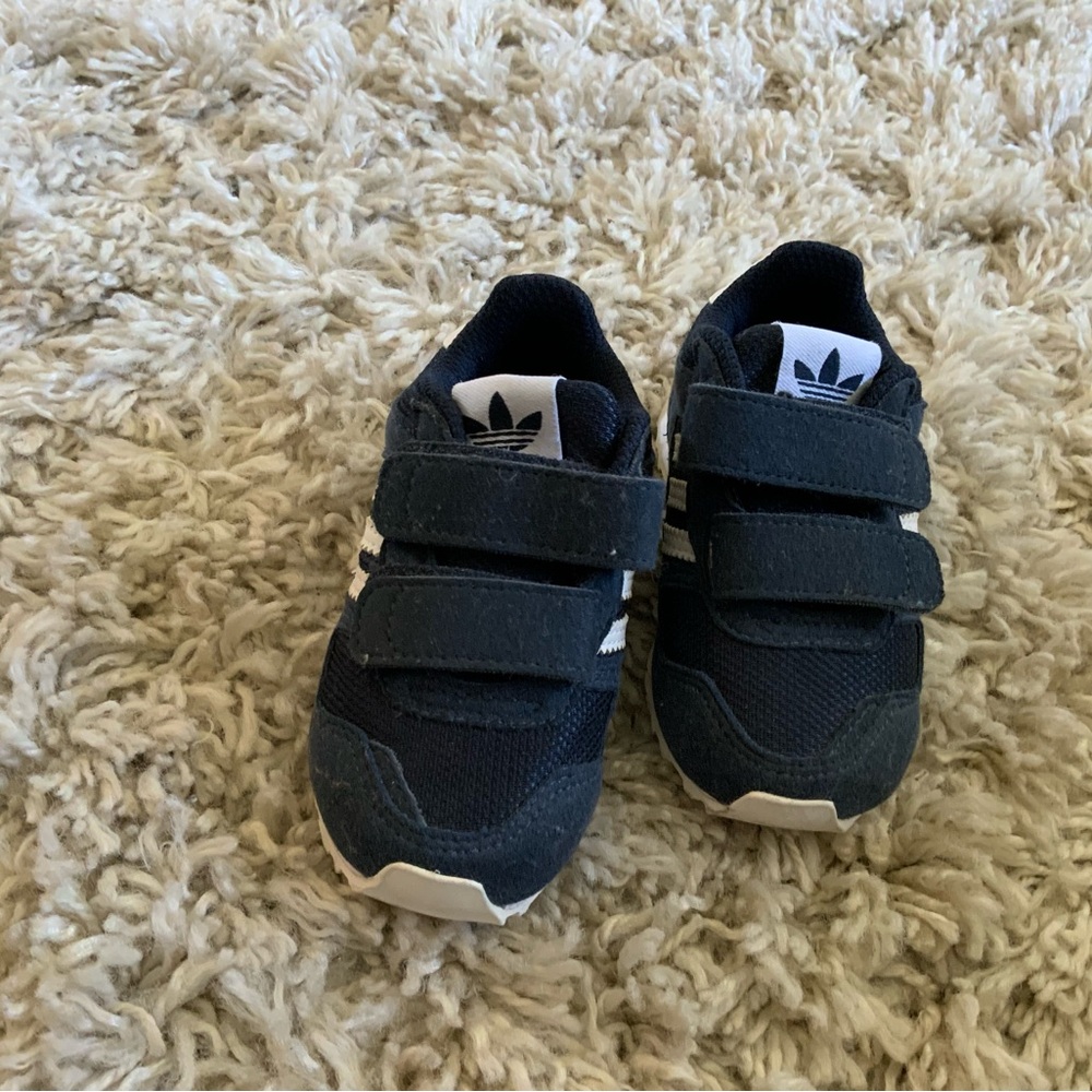 Adidas Kids Dark Blue Velcro Sneakers